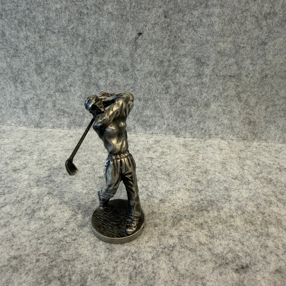 Golfer Female Figurine Mini Golf Statue - 3.5" tall‎
